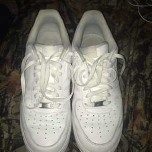 Nike Air Force 1’s 07s